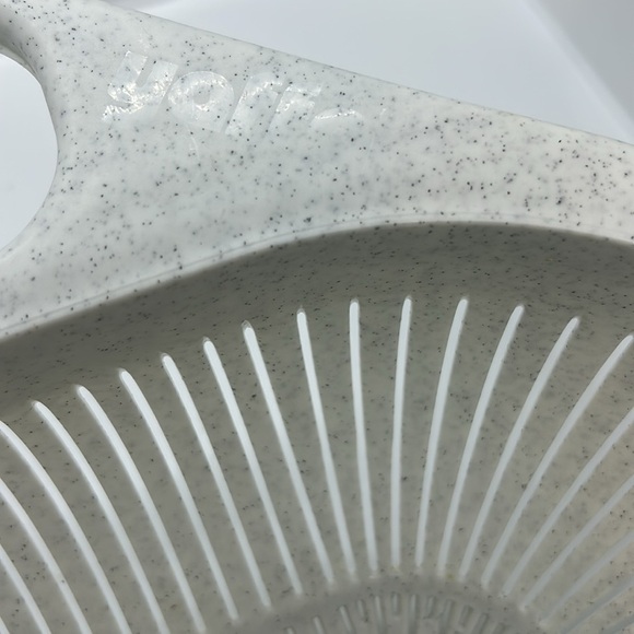 Vintage YAFFA Basic Line White Plastic Hanging Colander Strainer Kitchen Large - Picture 7 of 13